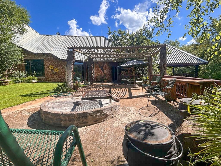 7 Bedroom Property for Sale in Parys Free State